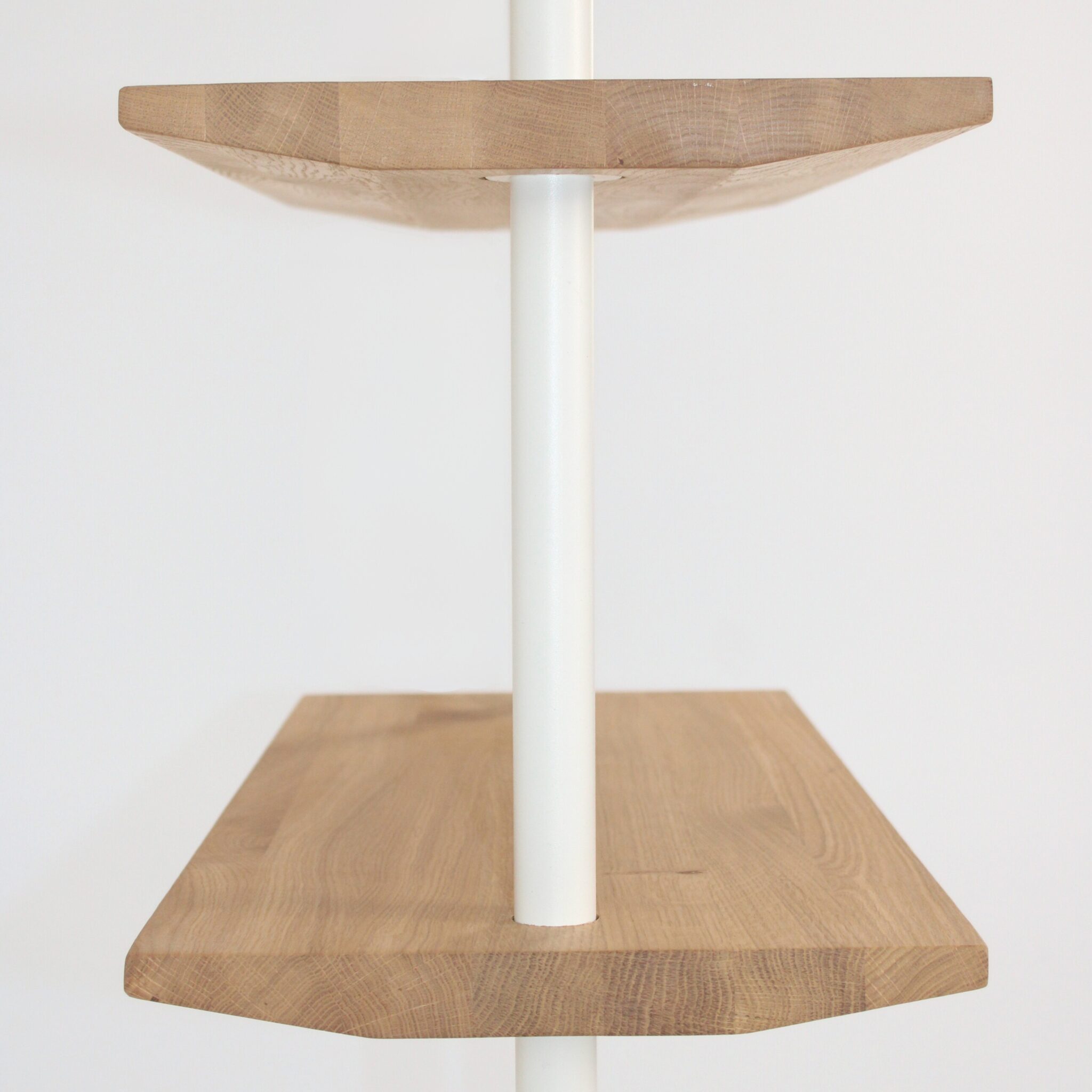 Regał rozporowy 200 cm - wysoki regał drewniany do sufitu dag.studio